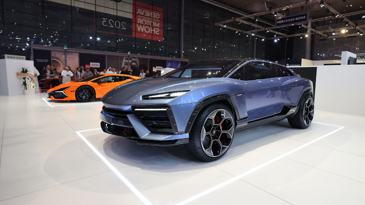 Lamborghini scraps first EV launch, calls development ‘expensive hobby’