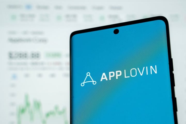 Why AppLovin Stock Is Sliding Thursday