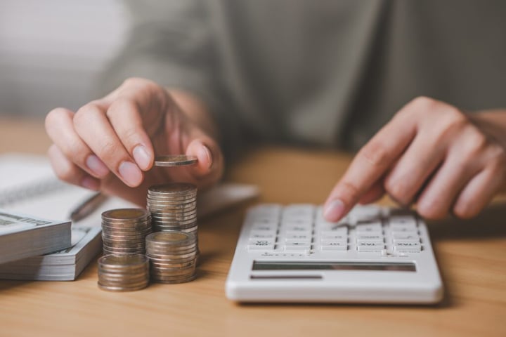 Top 2 Consumer Stocks That Are Ticking Portfolio Bombs