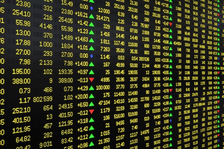 Zenas Biopharma, Daqo New Energy And Other Big Stocks Moving Lower In Friday’s Pre-Market Session