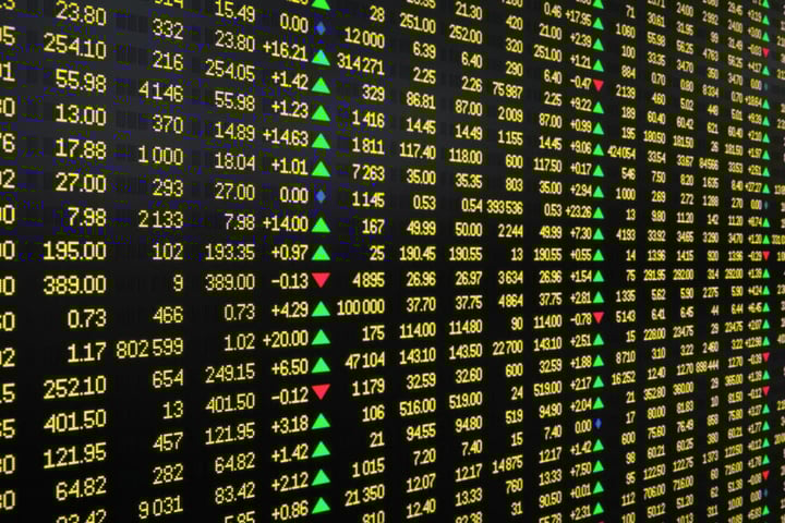 Phreesia, Service Properties Trust, Inventiva And Other Big Stocks Moving Lower In Tuesday’s Pre-Market Session