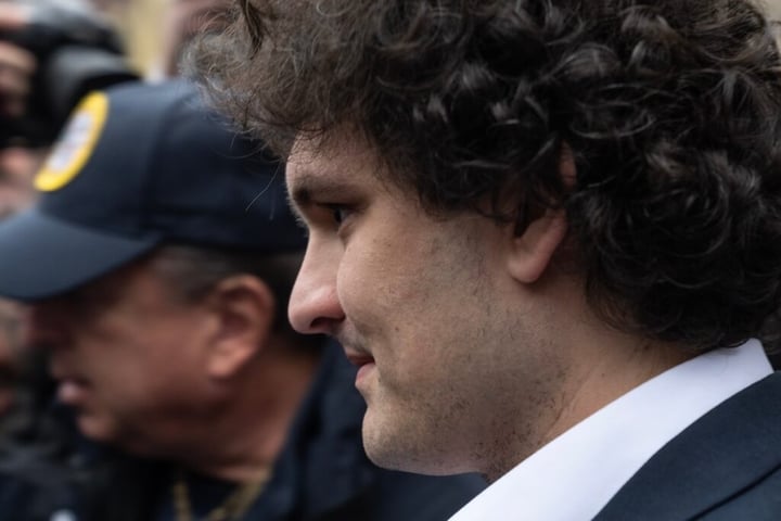 Crypto Fraudster Sam Bankman-Fried Showers Praises On Trump, Says He’s The First President To Recognize ‘Strategic Potential’ Of Crypto And AI