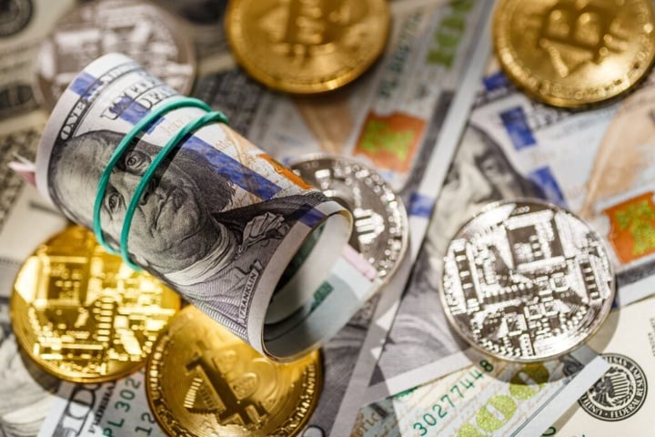 Why Is Bitcoin Suddenly Stronger Than Gold And The S&P500?