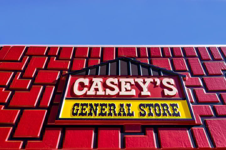 Casey’s General Stores Q3 Earnings Beat Fuels Stock’s Quality Rank Surge As Stephens Analyst Sees ‘Momentum Across The Board’