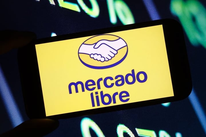 Why Is MercadoLibre Stock Falling Thursday?