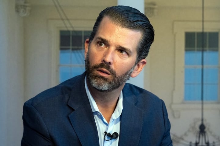 Trump Jr Says AI Agents That Can Think But Can’t Pay Are Just ‘Expensive Interns’ — Touts New World Liberty Financial Infrastructure
