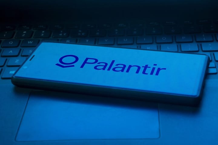 Why Is Palantir Stock Gaining Today?