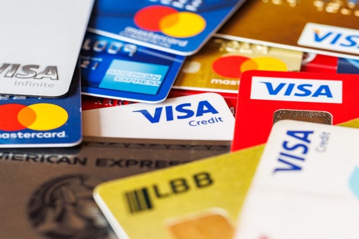 Over 40% of Americans Admit They’ll Carry Credit Card Debt For the Rest of Their Lives — Here’s the Math on What 24% Interest Costs You Over Time