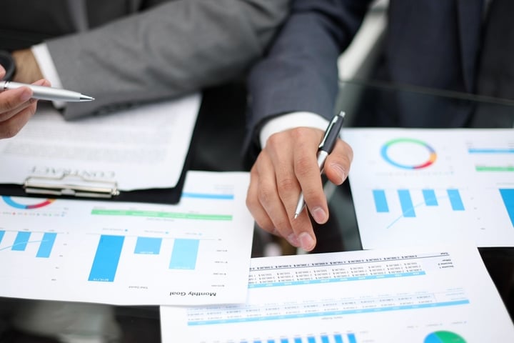 Comparing Palantir Technologies With Industry Competitors In Software Industry