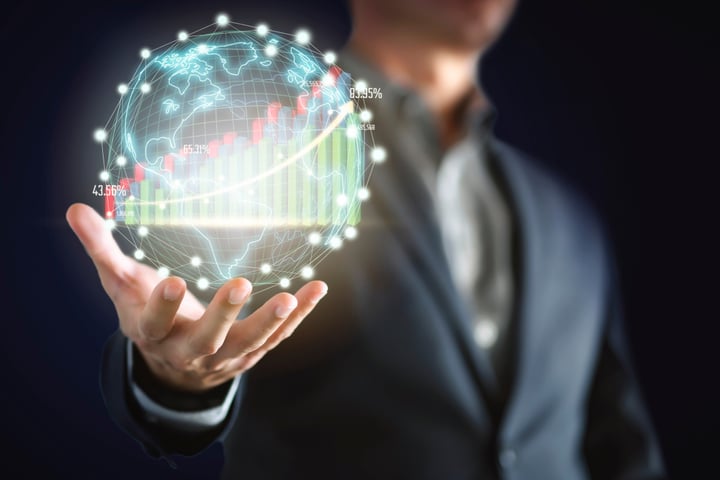 Insights Into Palantir Technologies’s Performance Versus Peers In Software Sector