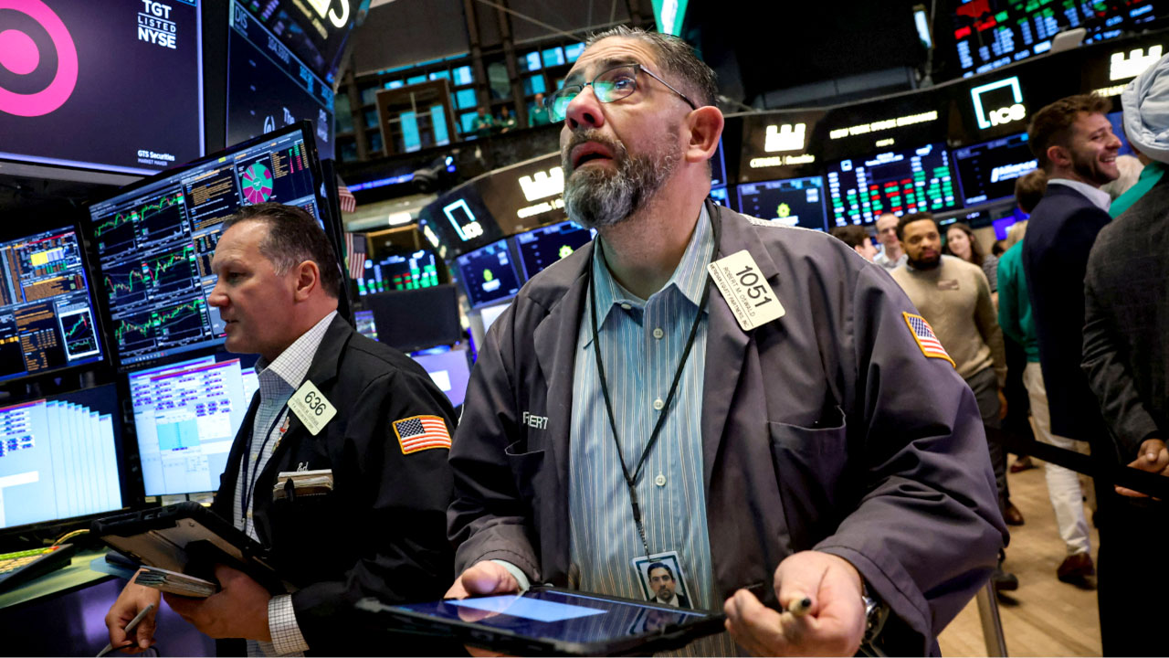 Dow falls 400 points, oil spike moderates amid Middle East tensions