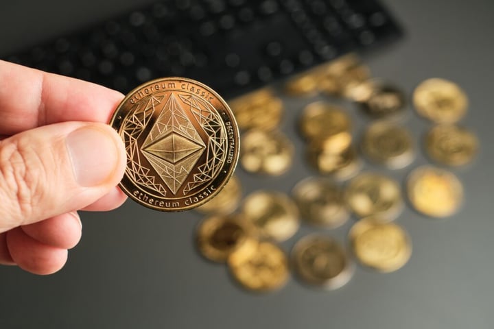 New ETFs Tap Crypto Craze For Income: GraniteShares Rolls Out Ether, Circle Funds