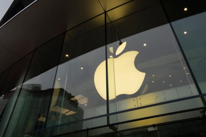 Masimo’s Appeal Rejection, M5 Chip Push, China Smartphone Growth, Foldable iPhone: This Week In Appleverse