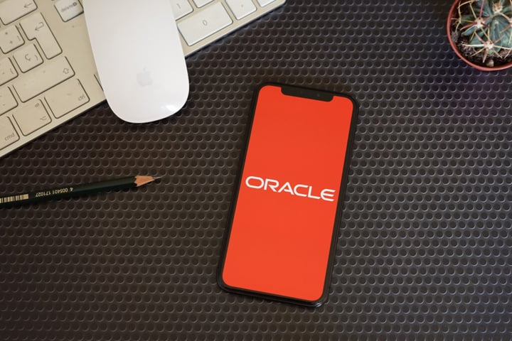 What’s Going On With Oracle Stock Wednesday?