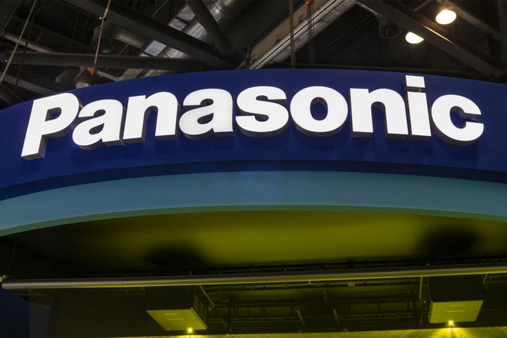 Tesla Needs Panasonic, BYD Doesn’t — That Gap May Matter More Than You Think
