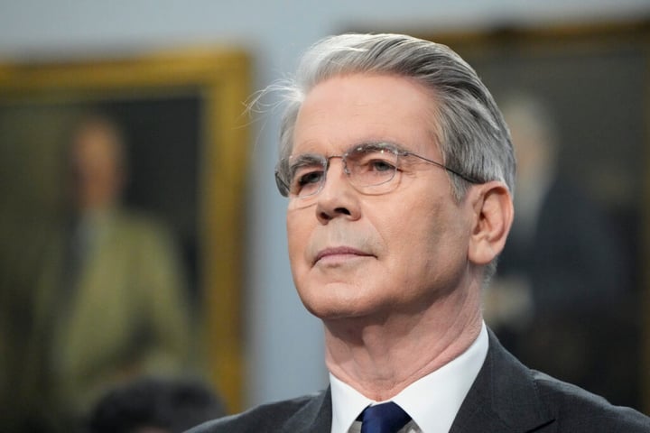 Anthropic’s Mythos Made Scott Bessent, Jerome Powell All Bank CEOs: But What Do Prediction Markets Say About Its IPO?