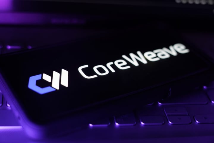 What’s Going On With CoreWeave Stock Today?