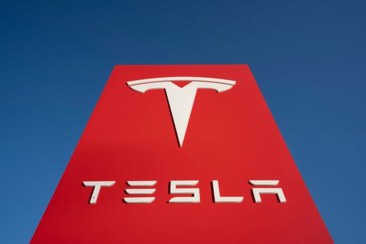 Tesla California Sales Fall 24% In Q1 Despite Model Y Leading EV Sales