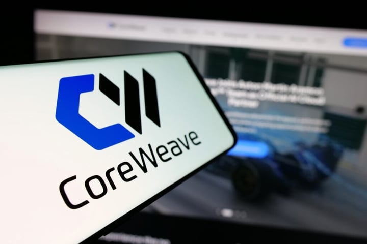 CoreWeave Stock Rises As Meta Expands $21 Billion Agreement And Anthropic Adds AI Workloads, Driving Sharp Momentum Surge