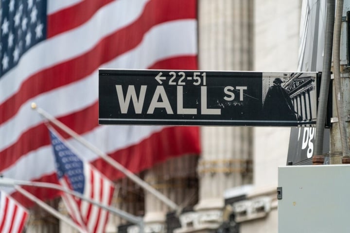 Stock Market Today: Dow Jones, S&P 500 Futures Slide As Iran Peace Efforts Stall— Tesla, ServiceNow, Boeing In Focus (UPDATED)