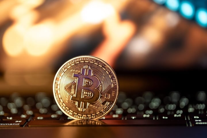 Deutsche Bank: US Crypto Adoption Rebounds, But Bitcoin’s Path To $120,000 Remains Uncertain