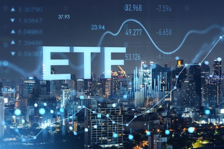 Bitcoin ETFs Surge As Morgan Stanley Crosses $100M And Goldman Sachs Joins The Race