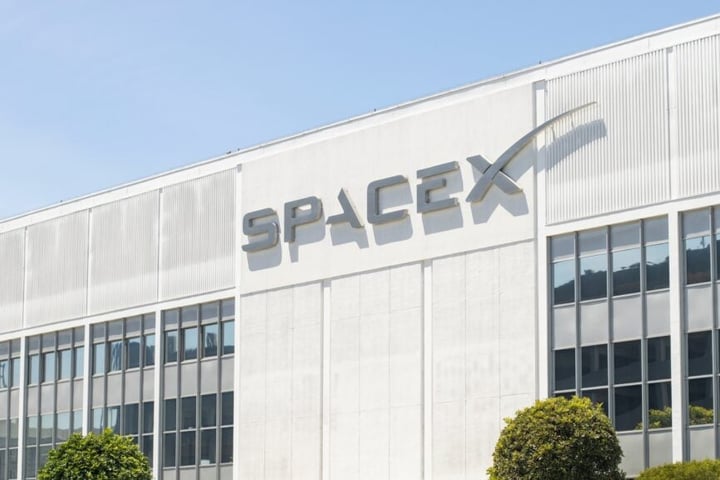 Elon Musk’s SpaceX Says Orbital Datacenters, Mars Colony Plans Rely On ‘Unproven’ Tech In Filing