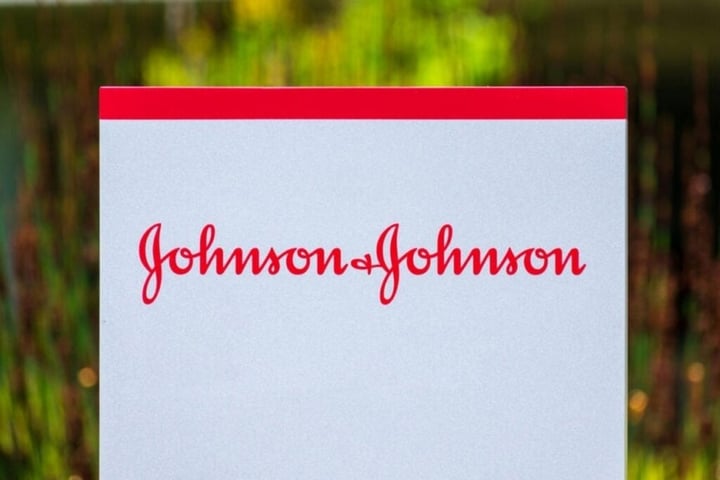 These Analysts Boost Their Forecasts On Johnson & Johnson Following Strong Q1 Results