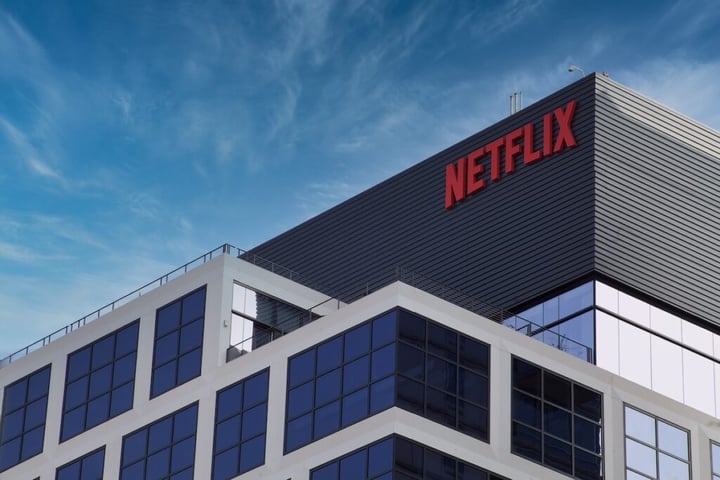 Netflix: The $7.4 Billion You Won’t Find In Its Debt Line — But Maybe You Should