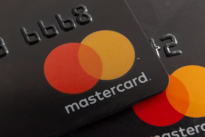 Mastercard May Ride Visa’s Momentum Into Earnings, Analyst Says