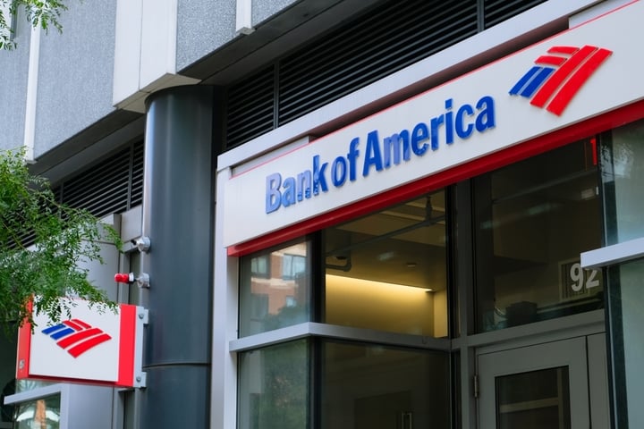 How To Earn $500 A Month From Bank of America Stock Ahead Of Q1 Earnings