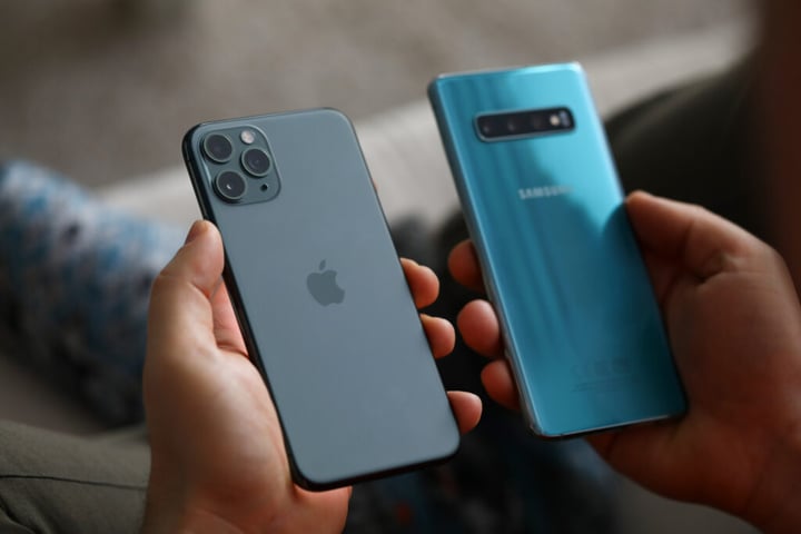 AI’s Chip Appetite Is Squeezing The Global Smartphone Market— Analysts Warn Of 31% Shipment Slump Ahead