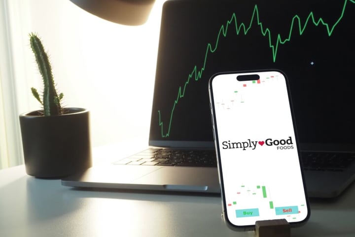 Simply Good Foods Stock Sinks To 52-Week Low – Here’s Why