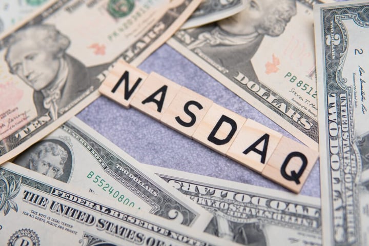 Nasdaq Down 1%; US Initial Jobless Claims Fall