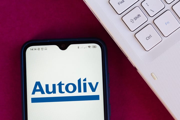 Autoliv Posts Upbeat Q1 Results, Joins United Airlines, Royal Caribbean Cruises And Other Big Stocks Moving Higher On Friday