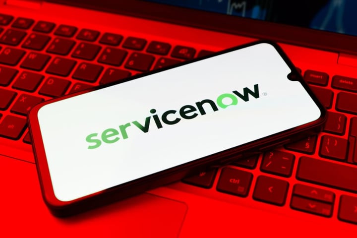 ServiceNow Stock Craters 19% In Week’s Worst S&P 500 Showing