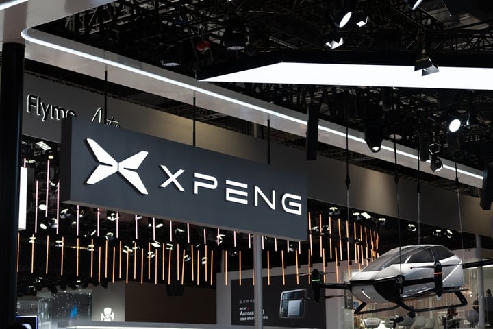 Tesla Rival Xpeng Targets 2027 Flying Car Deliveries, Year-End Volume Production Timeline For Optimus Rival