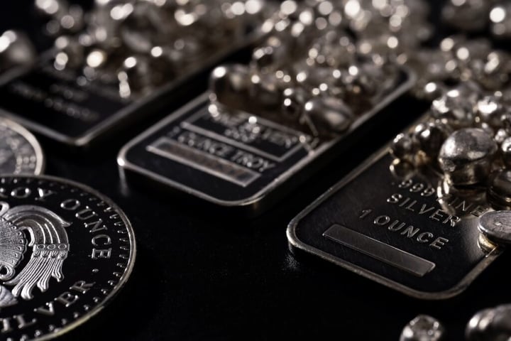 China’s Silver Scene Is Buzzing Thanks To Retail And Solar, But ETF Investors Should Take Stock Of Geopolitics