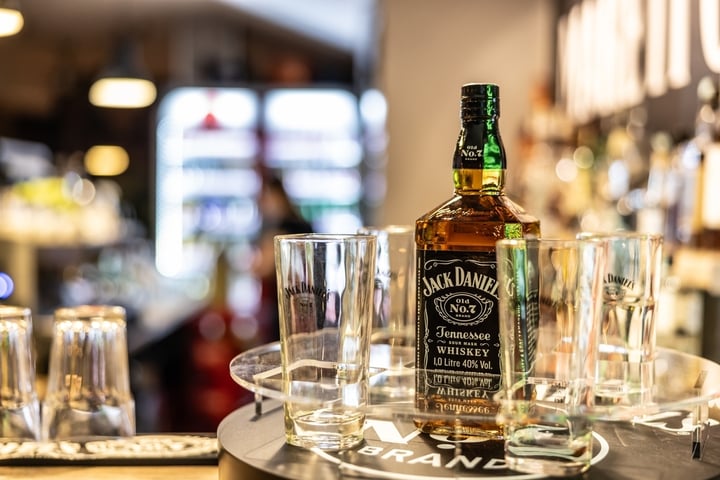 Jack Daniel’s Maker Brown-Forman Stock Drops Nearly 6% In Pre-Market: What’s Going On?