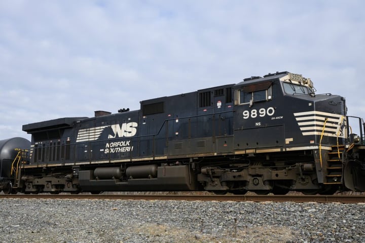 Top Wall Street Forecasters Revamp Norfolk Southern Expectations Ahead Of Q1 Earnings