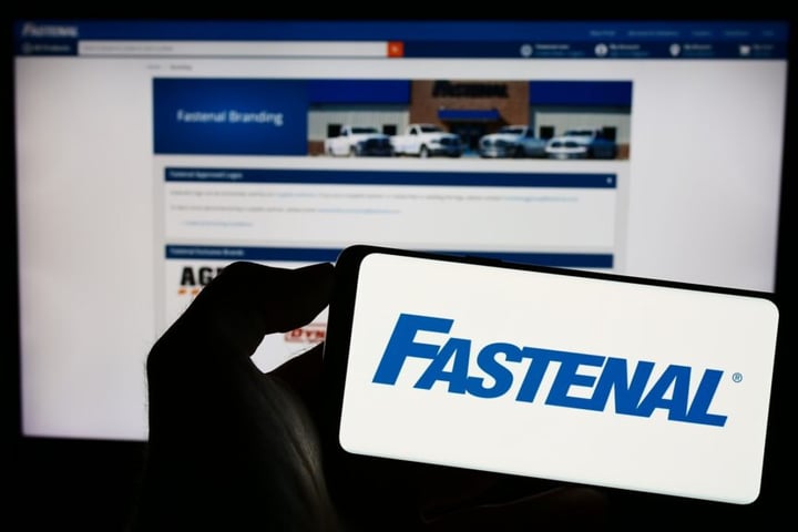 Fastenal, Replimune Group, Children’s Place And Other Big Stocks Moving Lower In Monday’s Pre-Market Session