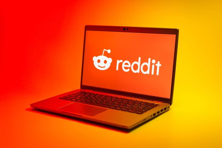 Reddit Stock Rallies On Nectar Partnership For Real-Time Consumer Insights