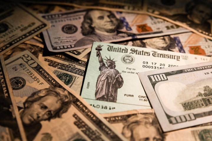 Wall Street’s Most Accurate Analysts Give Their Take On 3 Tech Stocks Delivering High-Dividend Yields