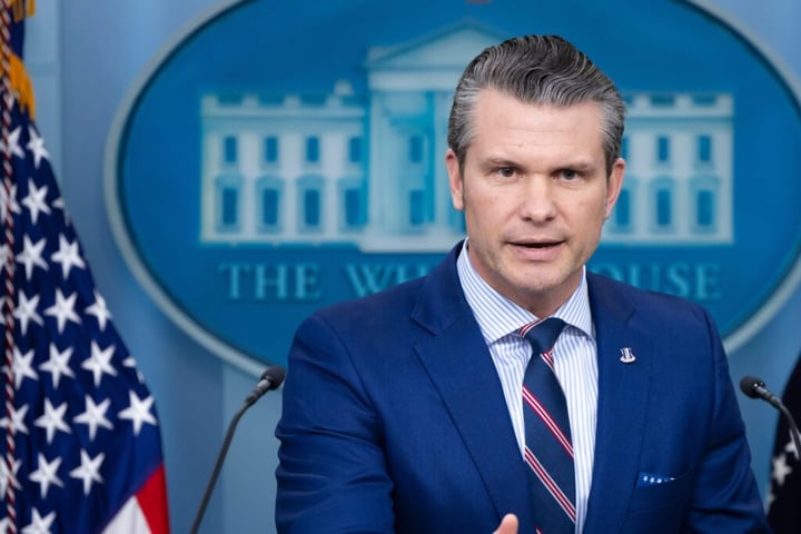 Hegseth Warns Iran To ‘Choose Wisely,’ But Gulf Officials Brace For 6-Month Slog To Reach Deal: What Do Prediction Markets Say?