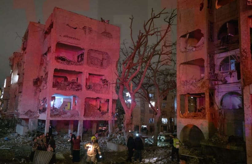 Destruction from the Iranian missile strike in Arad.  (credit: Clalit Southern District)