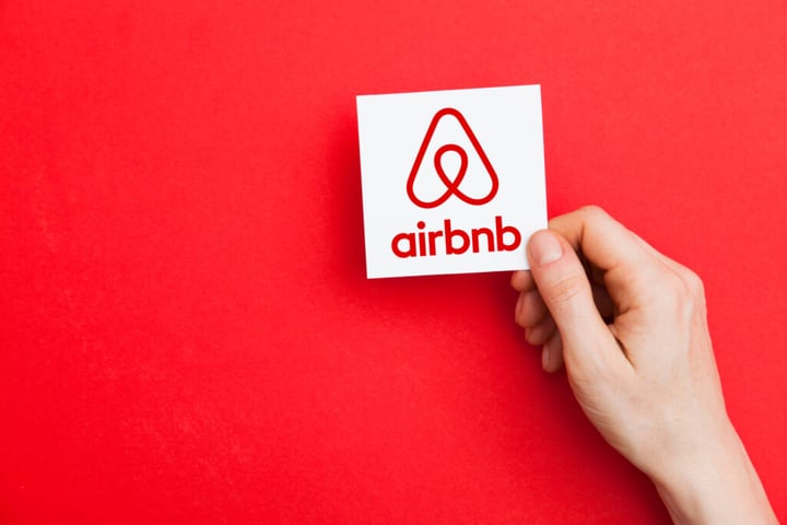 This Airbnb Analyst Turns Bullish; Here Are Top 5 Upgrades For Monday
