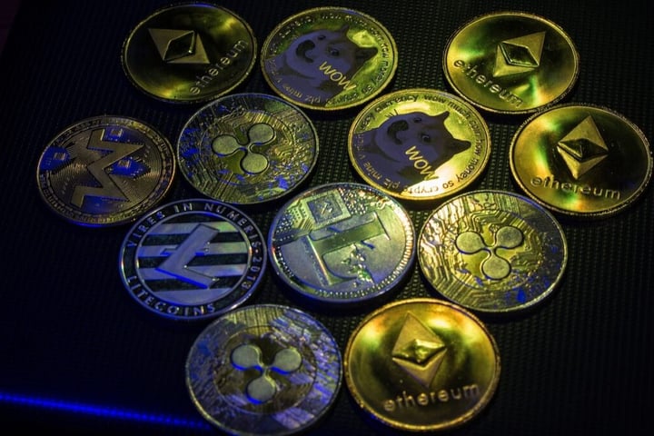 ‘Everything’s A Casino Now,’ Says Analyst As Prediction Markets Drain Liquidity From Altcoins