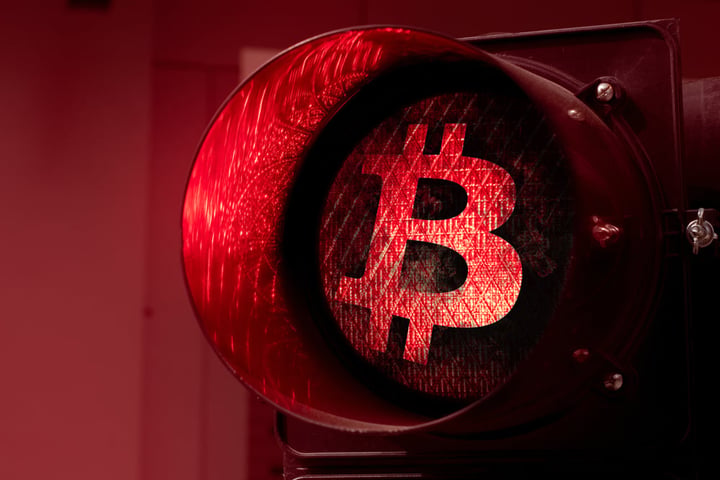 Bitcoin Drops Below $75,000, Ethereum, XRP, Dogecoin Lose 1% As Crypto Markets Lose Momentum