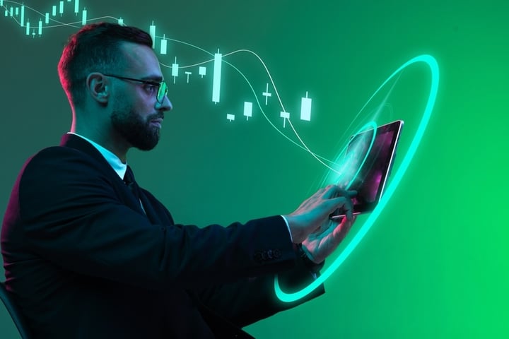 Hedge Funds Launch Biggest Tech Stock Pullback In Over 10 Years— What’s Going On?