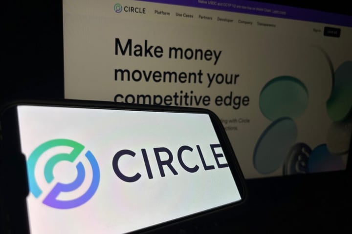 Circle Q1 Earnings Countdown: Can CRCL Silence Bears And Deliver Another Surprise Beat?